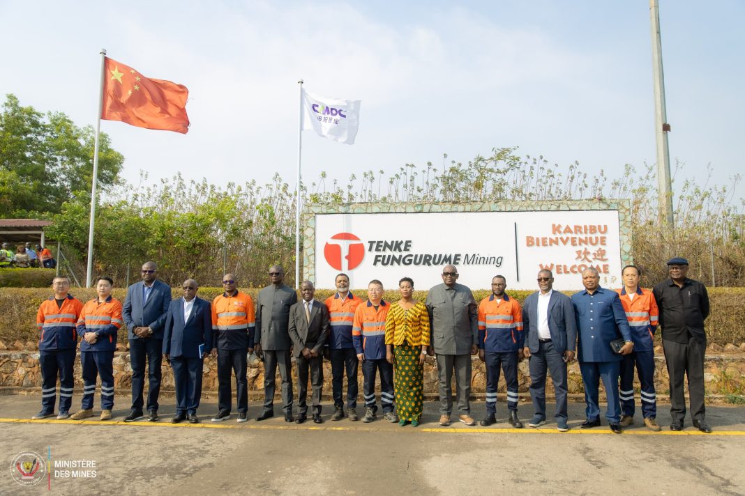 Le Ministre des Mines, Louis WATUM KABAMBA, en visite officielle à Tenke Fungurume Mining (TFM) Le Ministre des Mines, Louis WATUM KABAMBA, en visite officielle à Tenke Fungurume Mining (TFM)